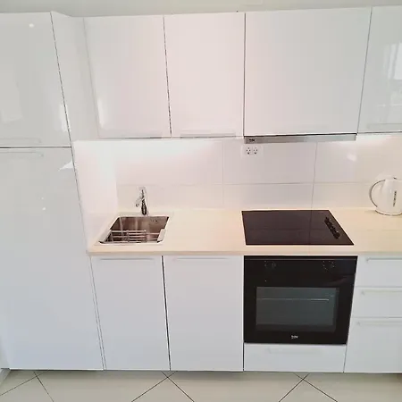 Ferienapartment Enelani Fuer Vier Personen Kastela