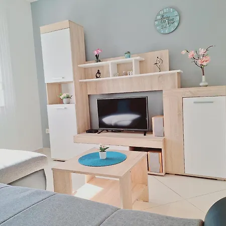 Ferienapartment Enelani Fuer Vier Personen Apartment *